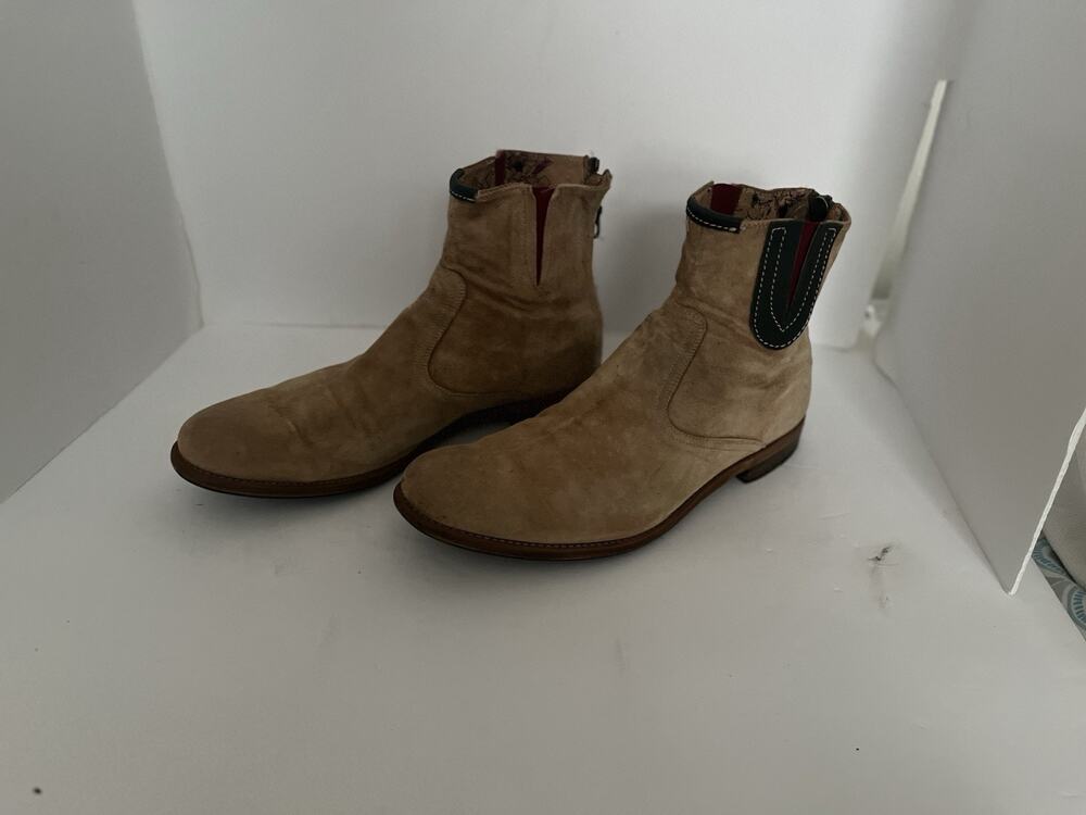 PAUL SMITH MEN'S VERY COOL SUEDE BOOTS. BACK ZIP SZ 9 BUT FIT LIKE A 10 , ITALY